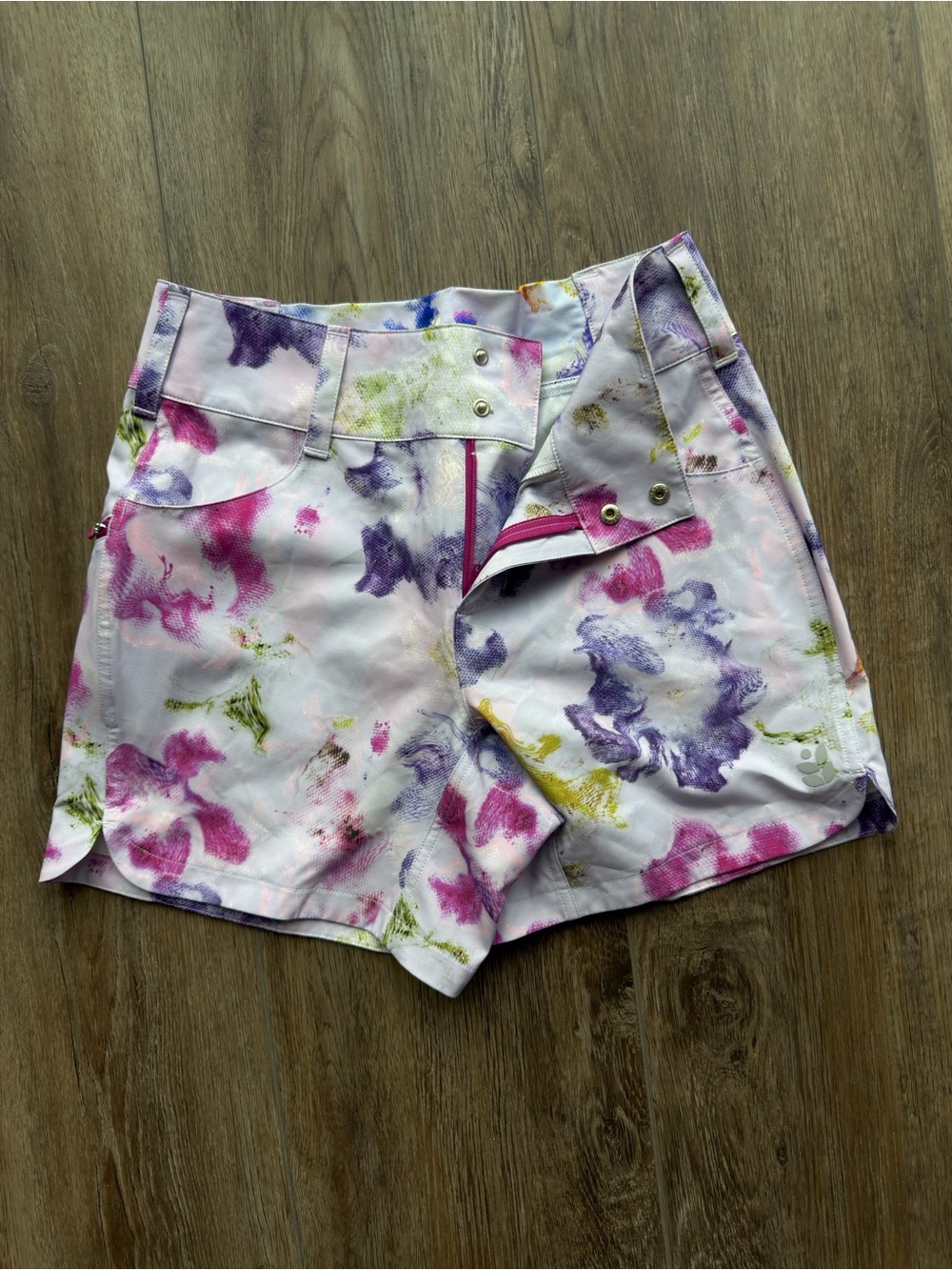 Never Worn Wild Rye Watercolor Print Women’s Shorts - Pink & Purple